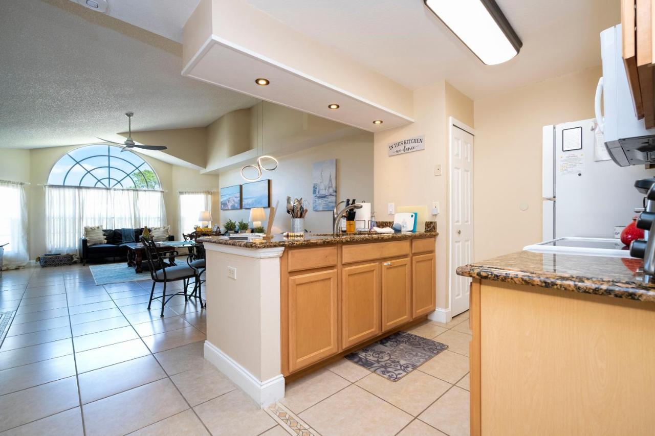 Beautiful Cozy Retreat Near Disney - Spacious Condo Kissimmee Extérieur photo