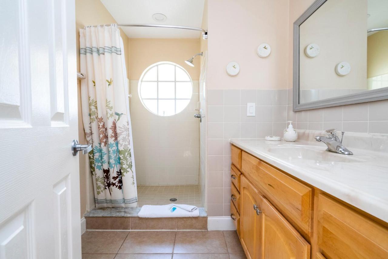 Beautiful Cozy Retreat Near Disney - Spacious Condo Kissimmee Extérieur photo