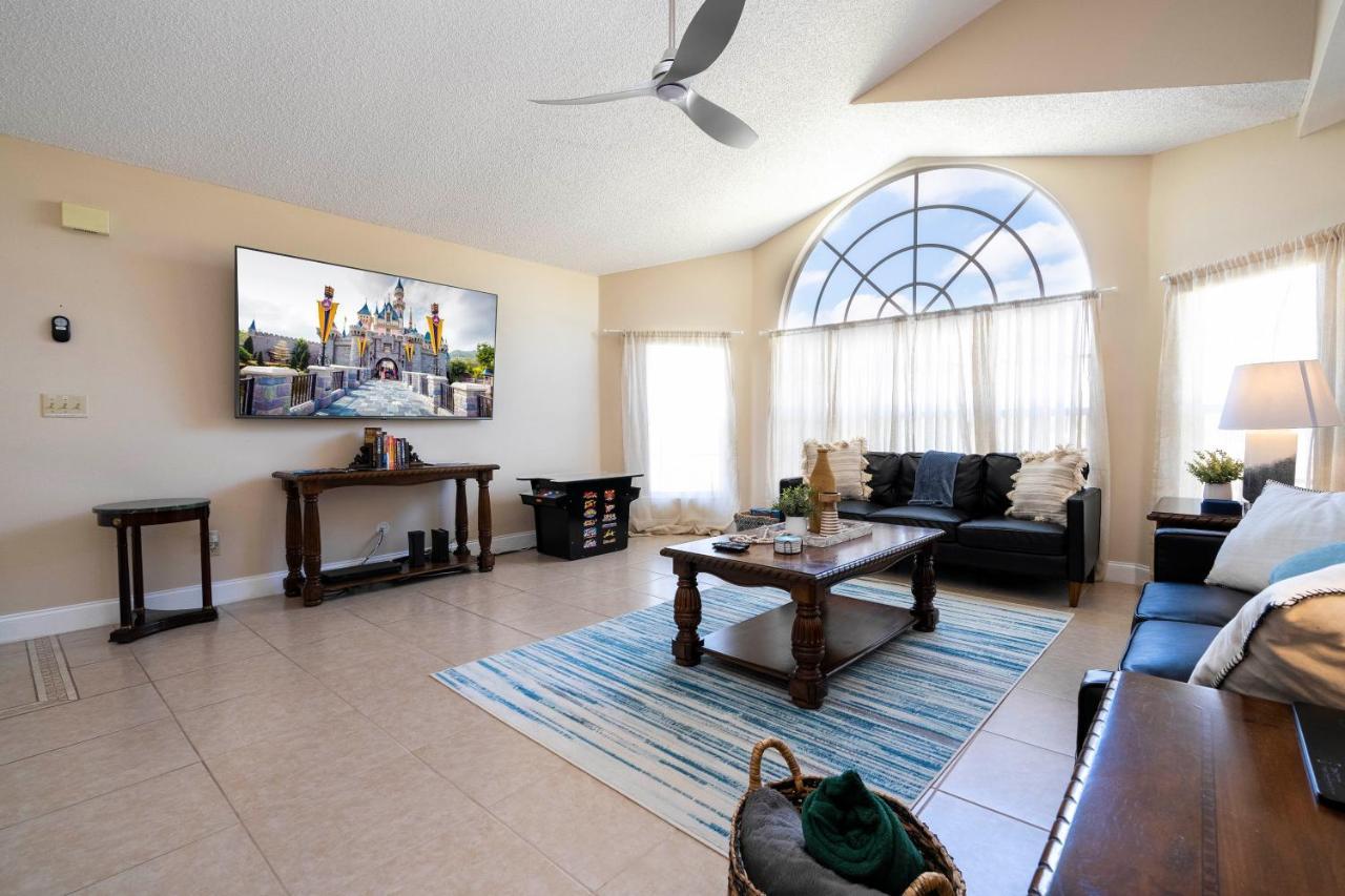 Beautiful Cozy Retreat Near Disney - Spacious Condo Kissimmee Extérieur photo