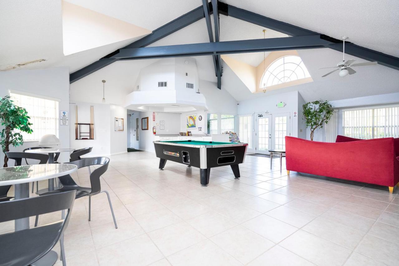 Beautiful Cozy Retreat Near Disney - Spacious Condo Kissimmee Extérieur photo